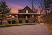 Valle Crucis Farmhouse | Hot Tub, Arcade, Views