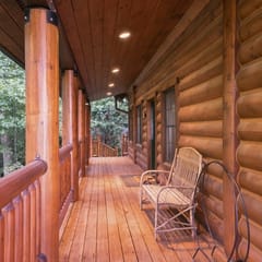 Banner Elk Log Cabin | Hot Tub, Game Room, Views