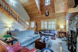 Knotty Hideaway |Hot Tub, Views, Blowing Rock