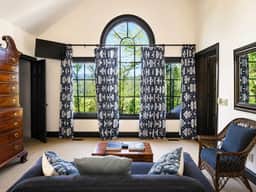 Hawk’s Landing Lodge | Hot Tub, Views & Game Room