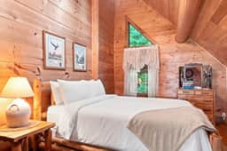 Banner Elk Log Cabin | Hot Tub, Game Room, Views - Image 5