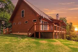 Luxury Log Cabin | Long-Range Views, Game Room - Image 2