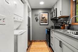 Cozy Ski Condo • Creekside • Mins to Sugar Mtn - Image 3