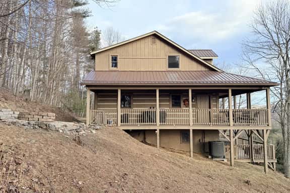 Boone Cabin | Hot Tub, Pool Table, Private Acre - Image 1