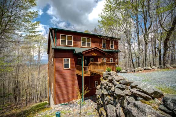 Beech Mtn Lodge | Sleeps 12, Hot Tub, Views - Image 1