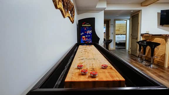 Forest-View Log Lodge w/ Hot Tub, Game Room & 2 Decks