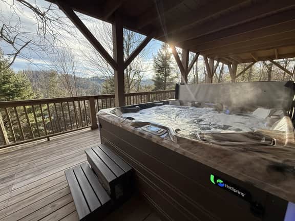 Secluded Boone Cabin w/ Hot Tub + Views