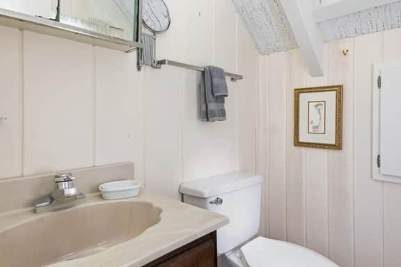 Beech Mtn Chalet | Long-Range Views, Sleeps 9, AC - Image 5