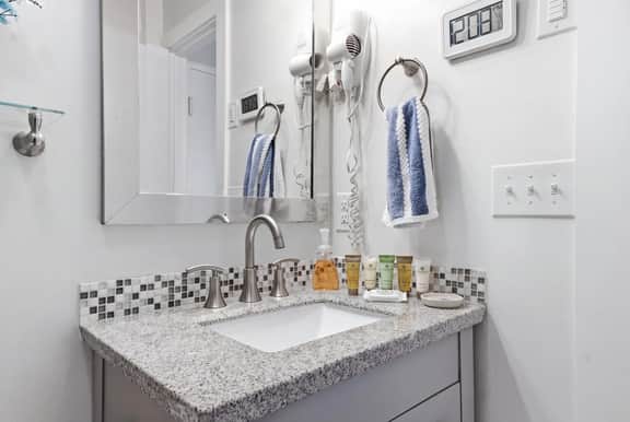 Beech Mtn Studio | Wake to Long-Range Mtn Views - Image 5