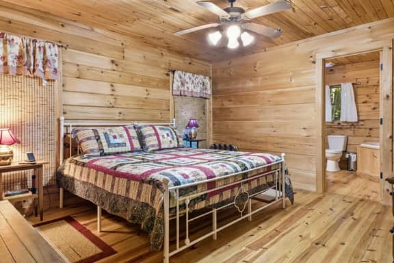 Log Home • Hot Tub, Game Room • 2 Mi to Beech - Image 4