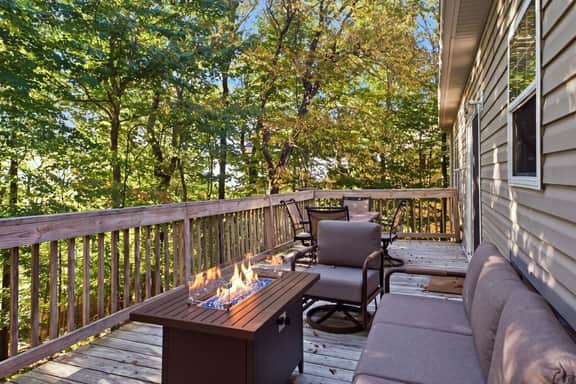 Beech Mtn Cabin | Sleeps 10, Fall Views, Fire Pit - Image 2
