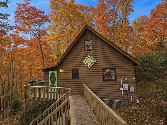 Cozy Timber Lodge - Image 1