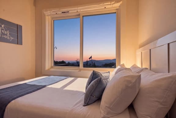 Beech Mtn Studio | Wake to Long-Range Mtn Views - Image 1